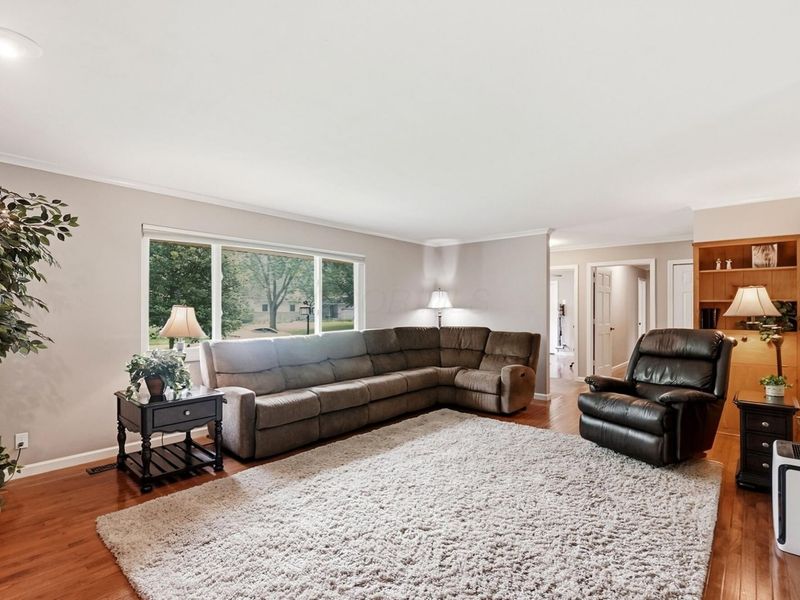 3181 Eastwick Road, Columbus, OH 43232 Photo 12