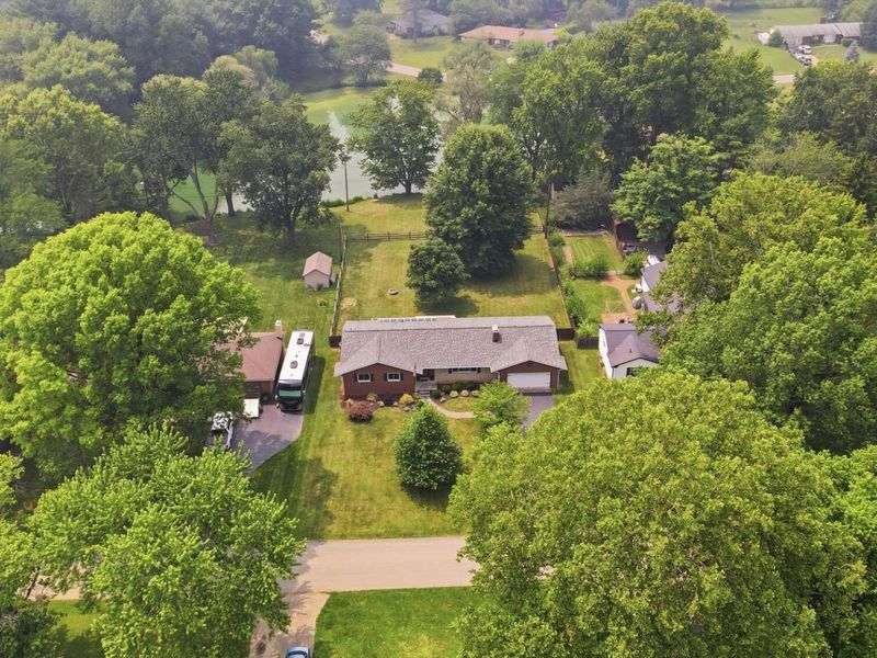3181 Eastwick Road, Columbus, OH 43232 Photo 2