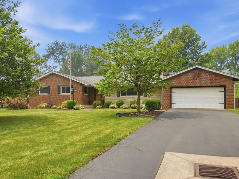 3181 Eastwick Road, Columbus, OH 43232 Photo 6