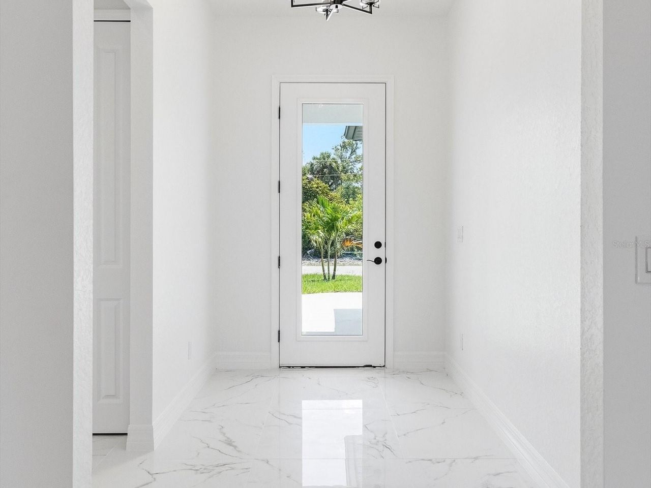 108 Lomas Rd, Rotonda West, FL 33947 Photo
