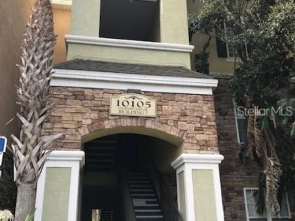 10105 COURTNEY OAKS CIRCLE , Unit 304, TAMPA, FL 33619