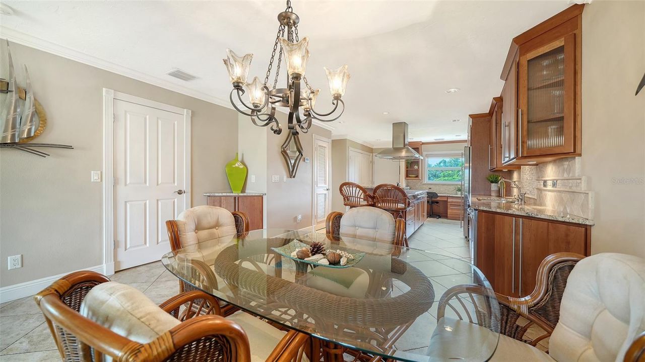 7115 Gulf Of Mexico Drive, Unit 23, Longboat Key, FL 34228 Photo