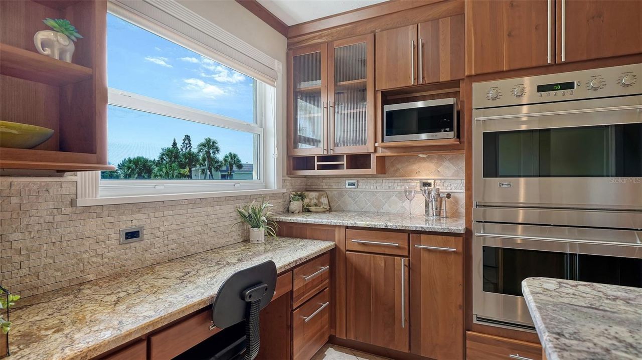 7115 Gulf Of Mexico Drive, Unit 23, Longboat Key, FL 34228 Photo