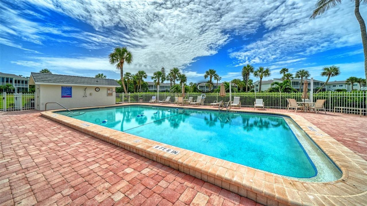 7115 Gulf Of Mexico Drive, Unit 23, Longboat Key, FL 34228 Photo