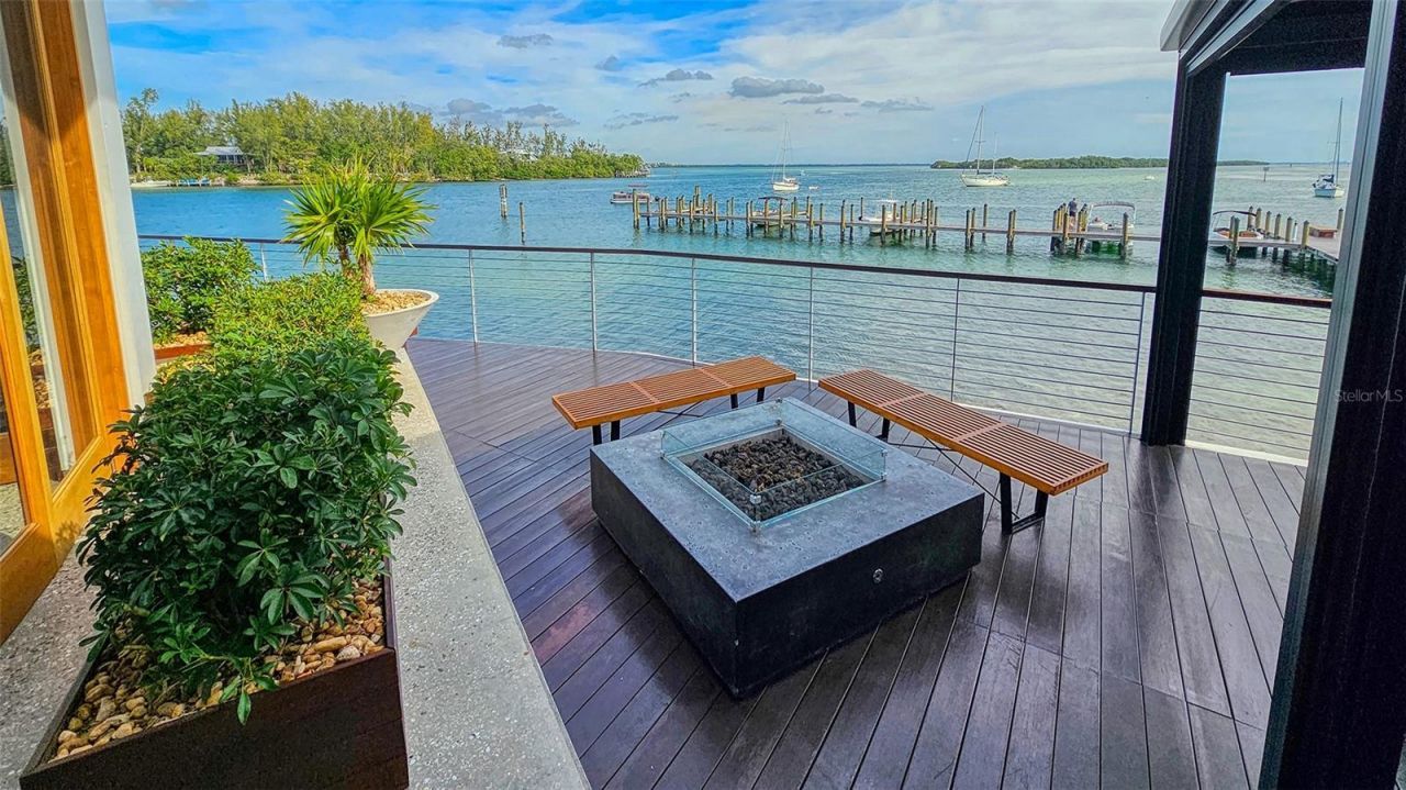 7115 Gulf Of Mexico Drive, Unit 23, Longboat Key, FL 34228 Photo