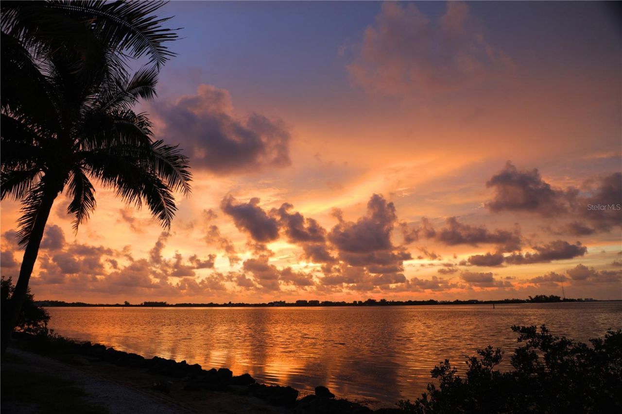 7115 Gulf Of Mexico Drive, Unit 23, Longboat Key, FL 34228 Photo