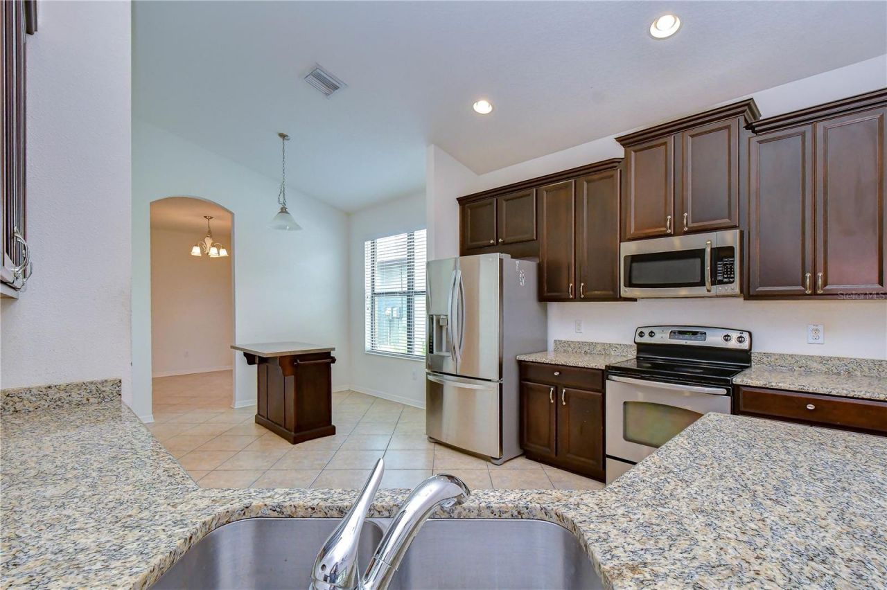 8443 White Poplar Drive , Riverview, FL 33578 Photo