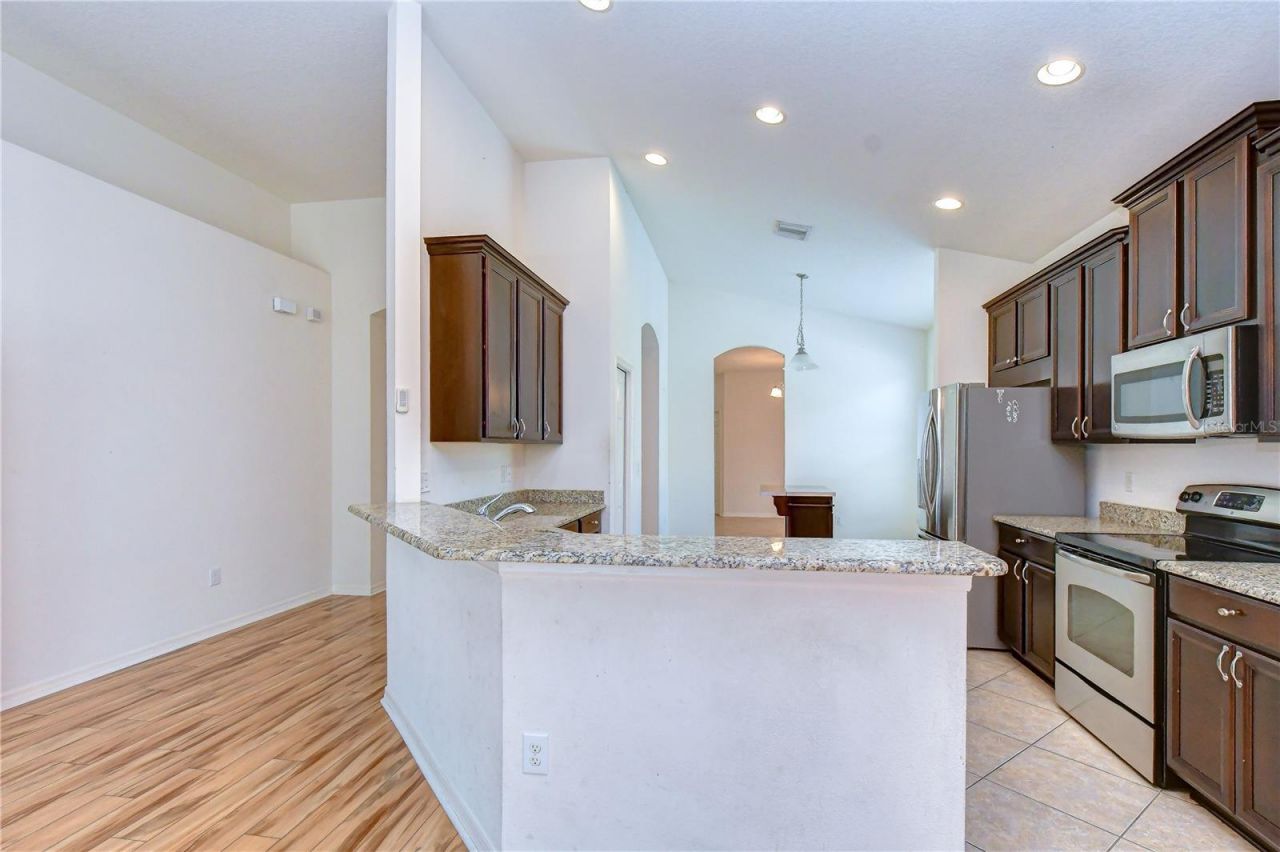 8443 White Poplar Drive , Riverview, FL 33578 Photo