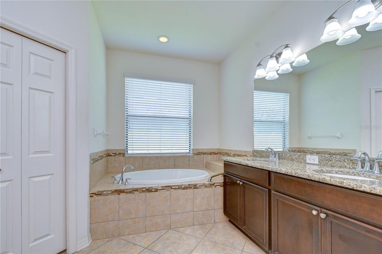 8443 White Poplar Drive , Riverview, FL 33578 Photo