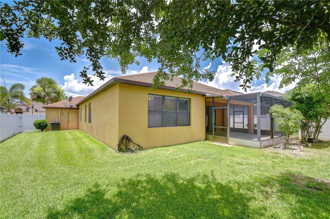 8443 White Poplar Drive , Riverview, FL 33578 Photo