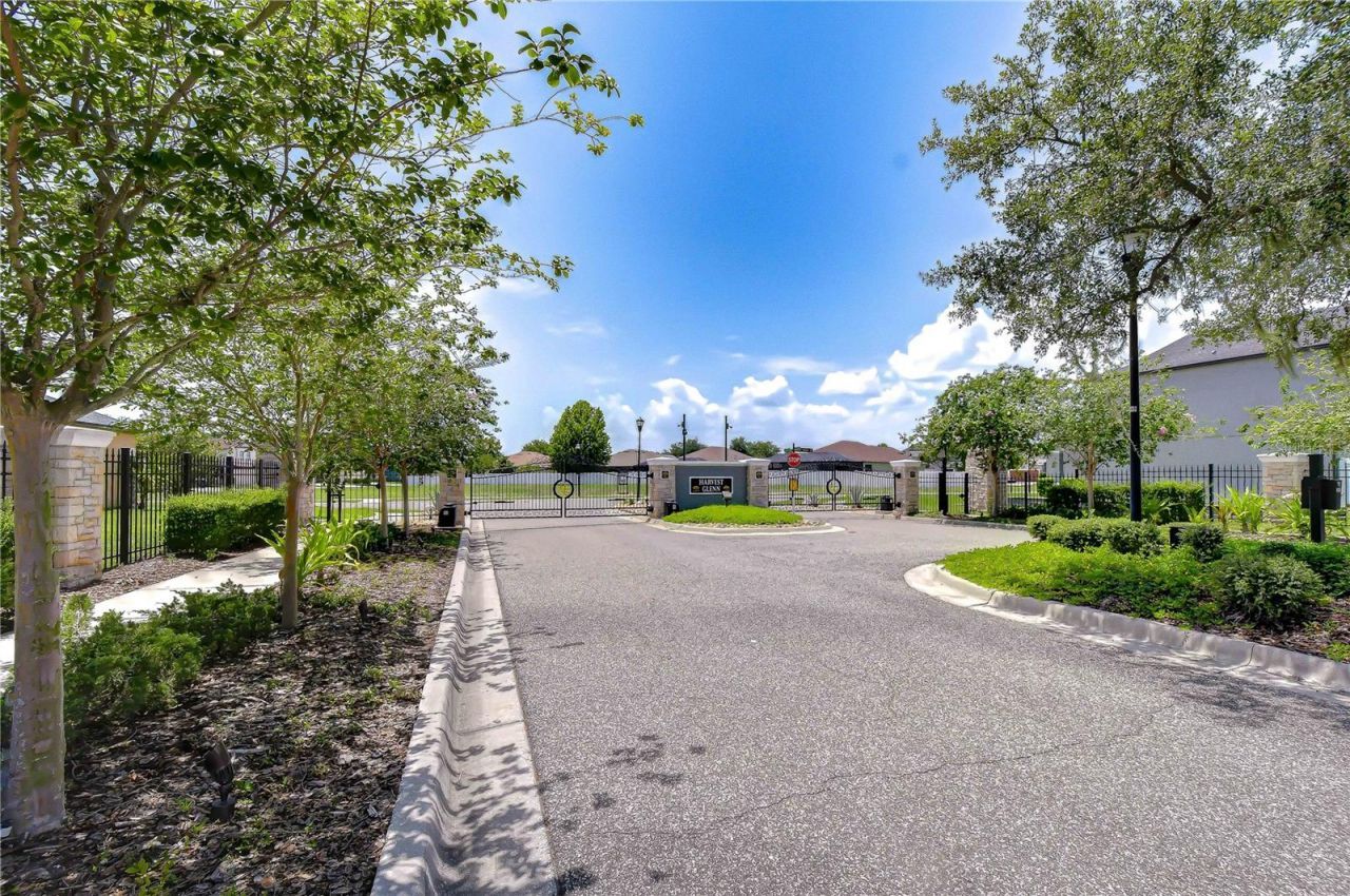 8443 White Poplar Drive , Riverview, FL 33578 Photo