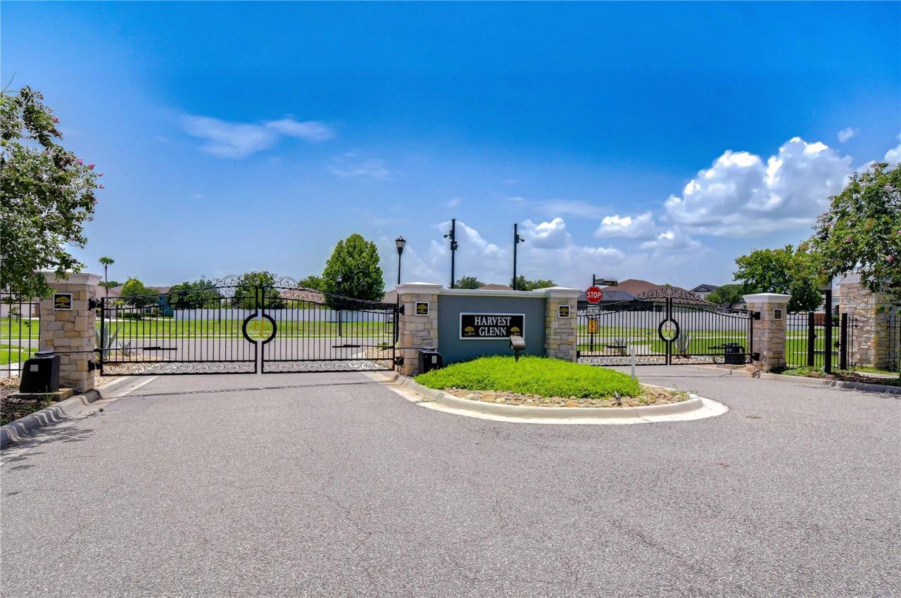 8443 White Poplar Drive , Riverview, FL 33578 Photo