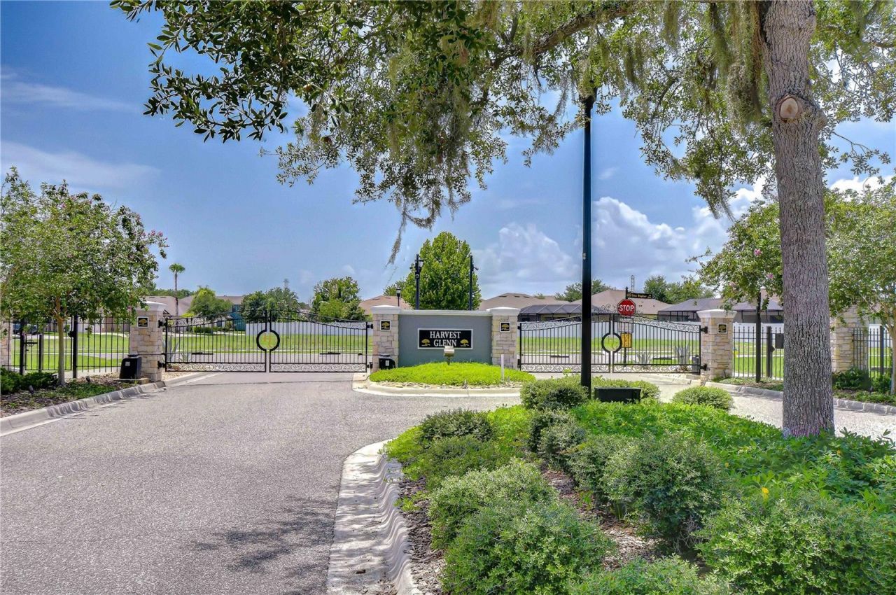 8443 White Poplar Drive , Riverview, FL 33578 Photo