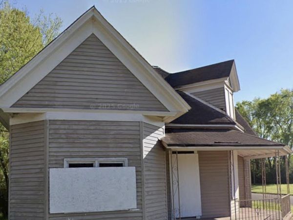 1702 3rd Avenue S, Columbus, MS 39701
