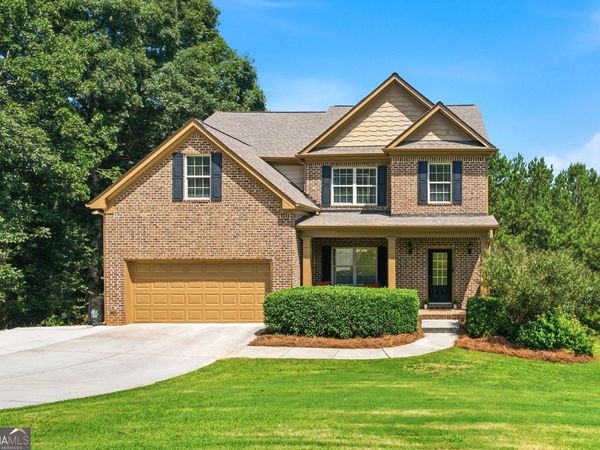 905 Maple Creek Court, Loganville, GA 30052