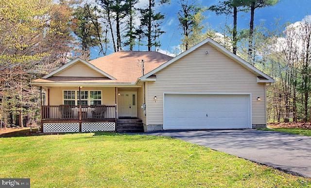 120 WOODBURY DRIVE, BLAKESLEE, PA 18610