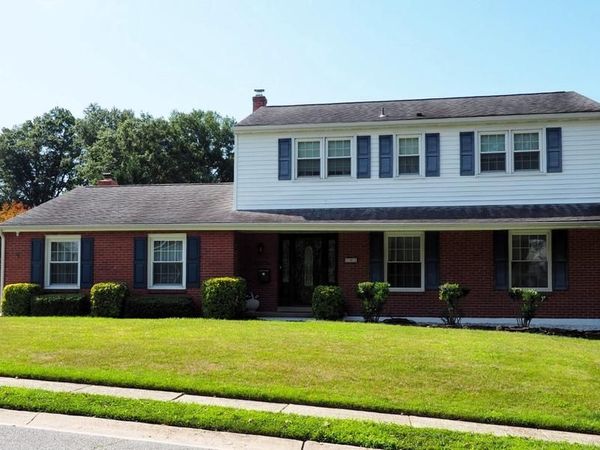 203 MERIDEN DRIVE, NEWARK, DE 19711
