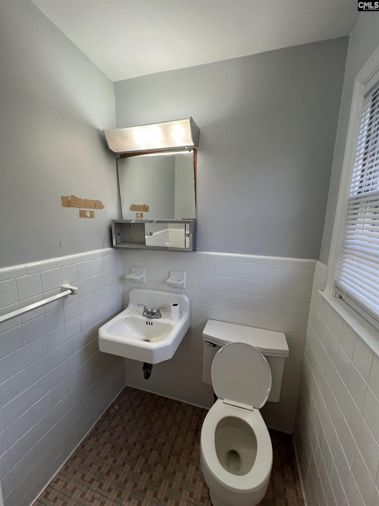 1446 Aralia Drive  Photo 11