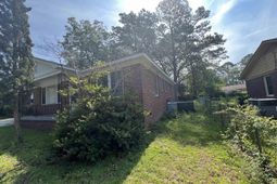 1446 Aralia Drive  photo 4