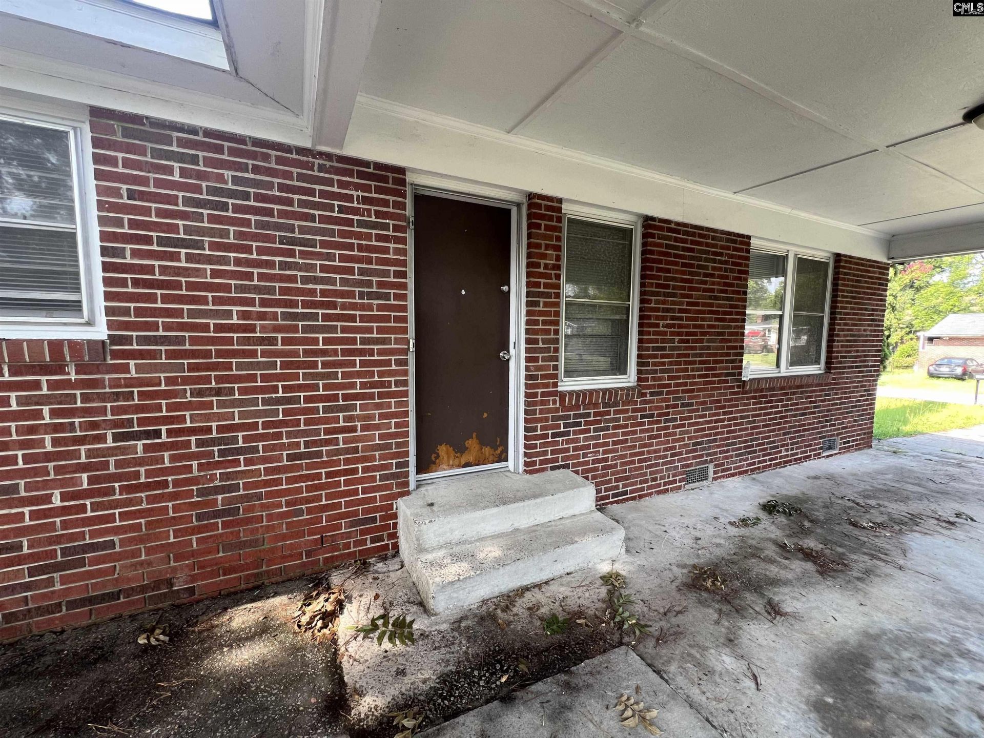 1446 Aralia Drive  Photo 4