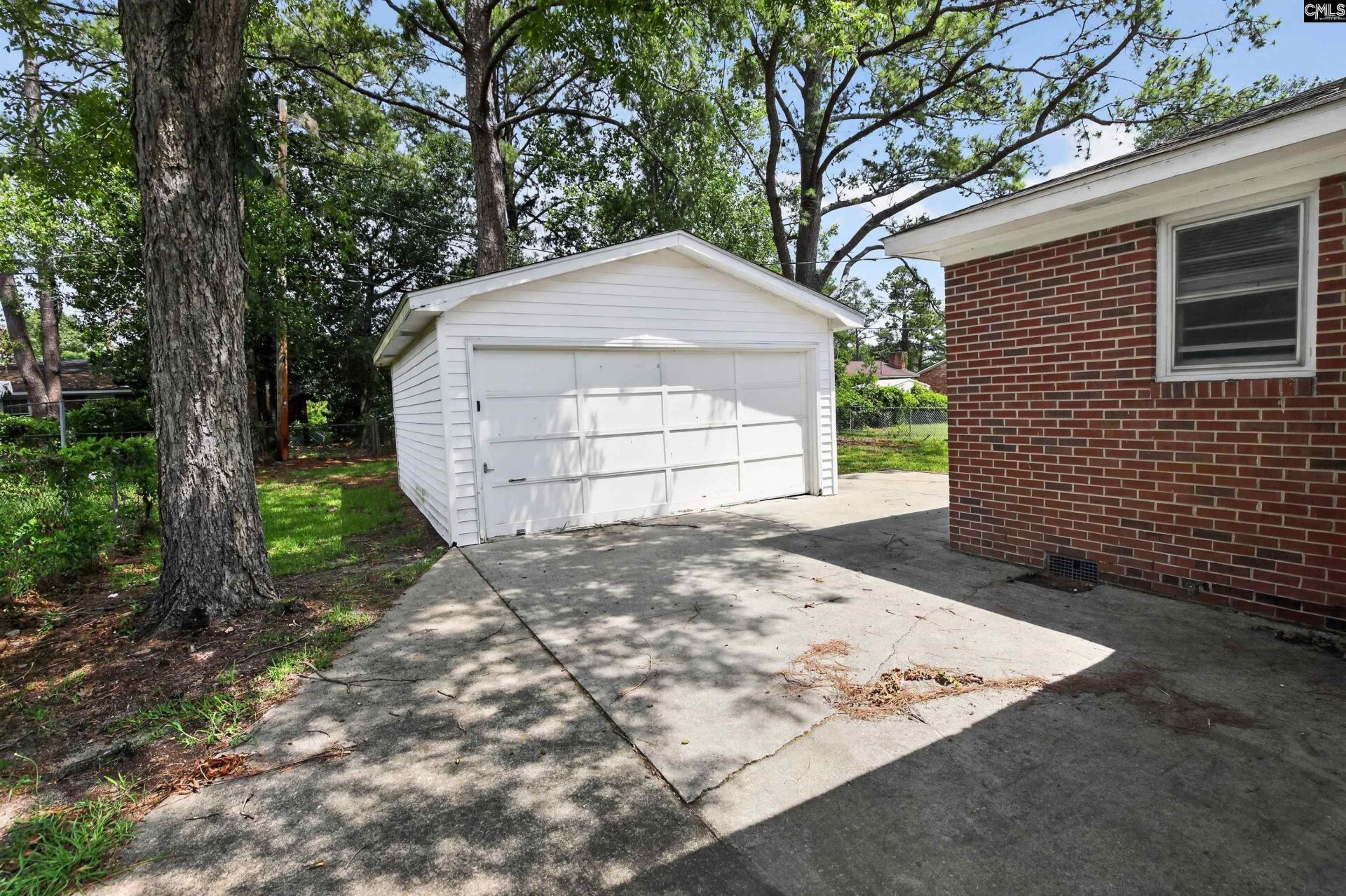1446 Aralia Drive  Photo 9