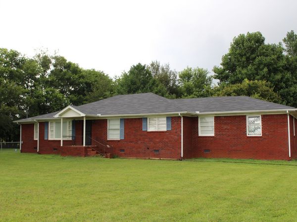 4405 Shelbyville Hwy , Murfreesboro, TN 37127