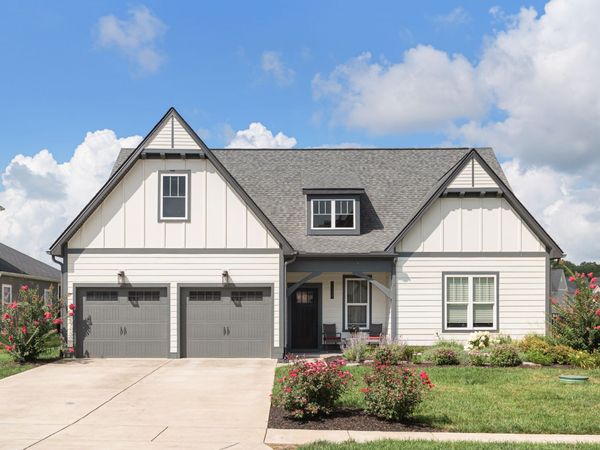 7569 Delancey Dr, College Grove, TN 37046