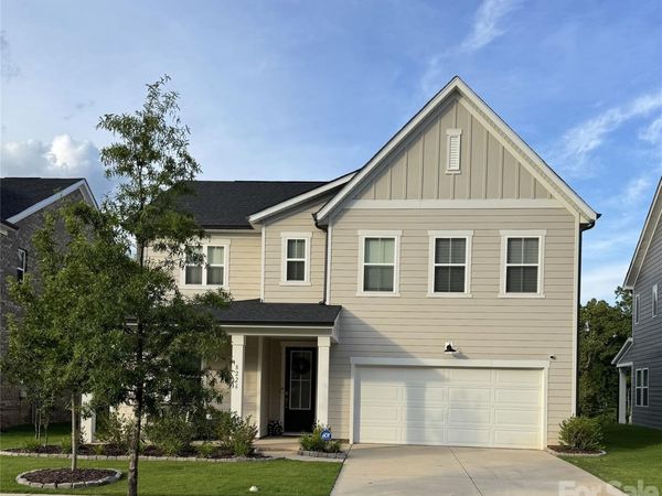 8226 Franklin Trail Street , Charlotte, NC 28227