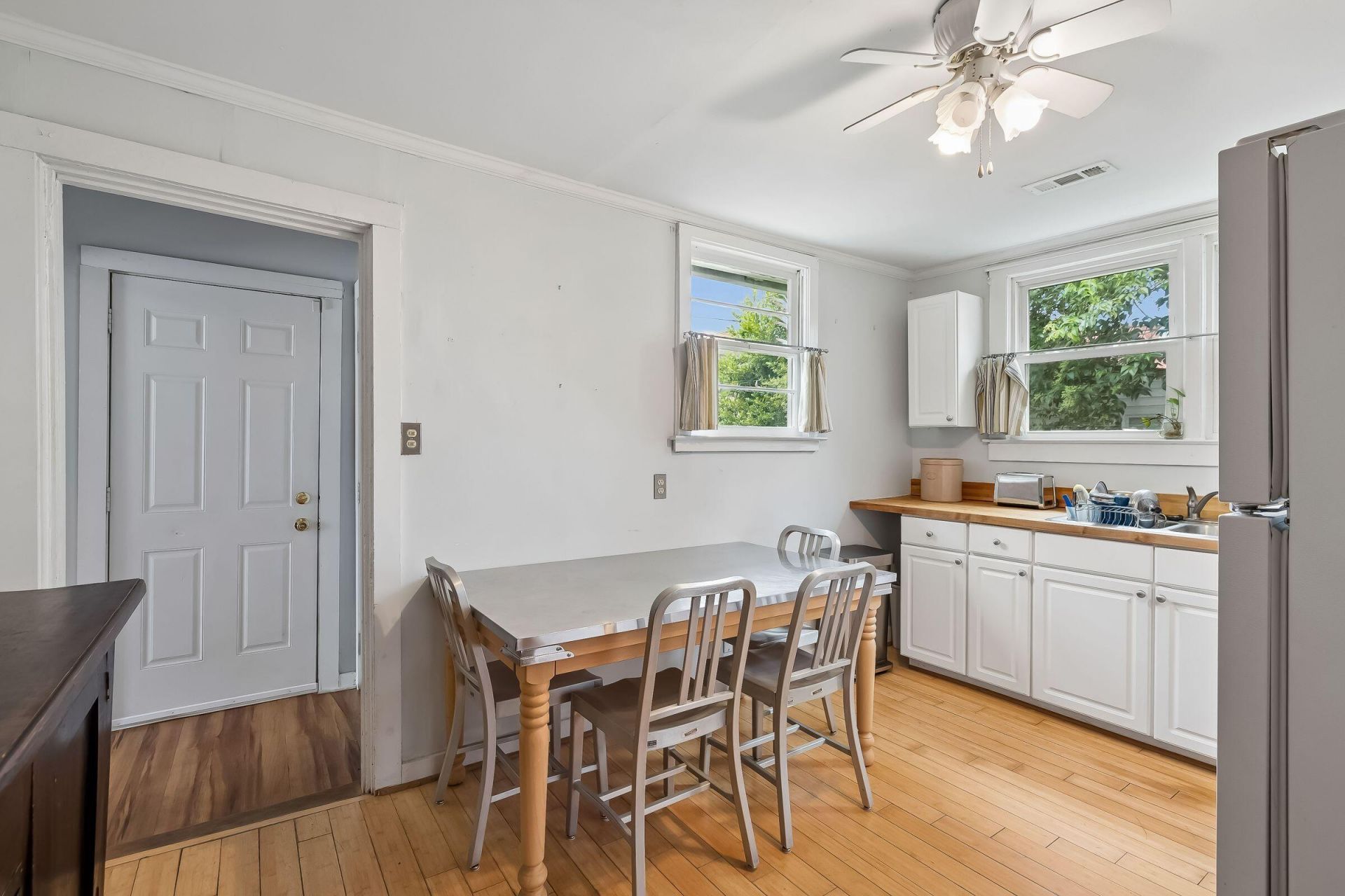 1 Maranda Holmes Street Photo 15