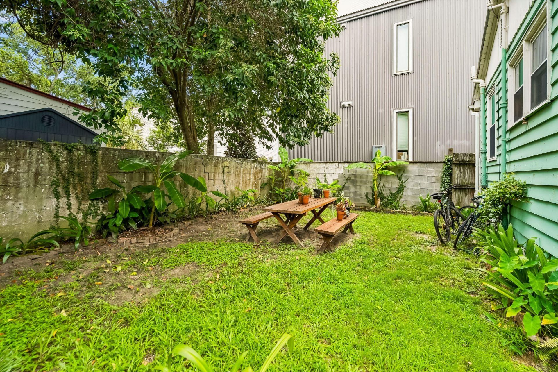 1 Maranda Holmes Street Photo 31