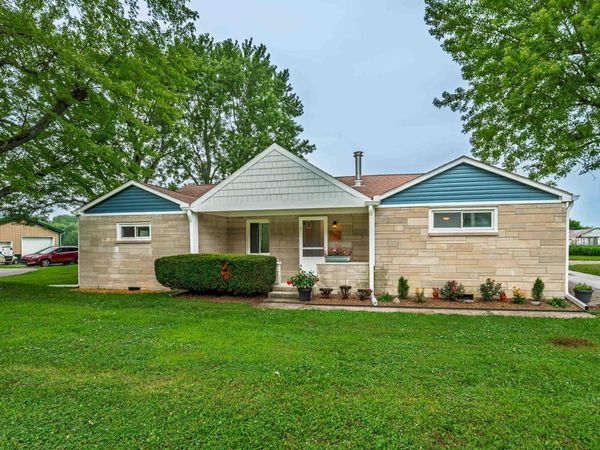7700 W Cornbread Road, Yorktown, IN 47396