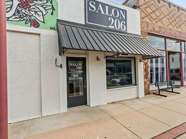 206 E Main Street, Gentry, AR 72734