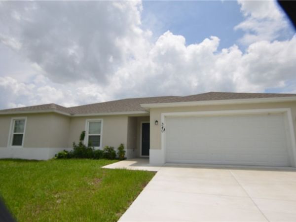 340 Dolphin Street SE, Palm Bay, FL 32909