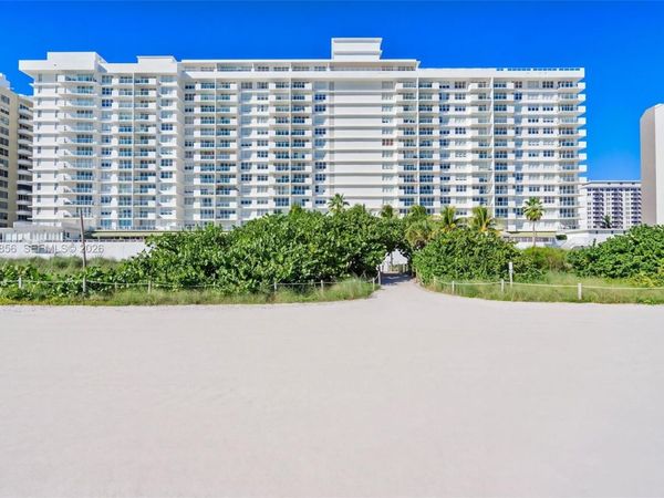 5601 Collins Ave, Unit 1723, Miami Beach, FL 33140