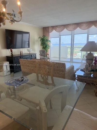 5601 Collins Ave, Unit 1723, Miami Beach, FL 33140 Photo