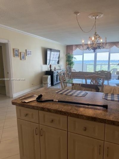 5601 Collins Ave, Unit 1723, Miami Beach, FL 33140 Photo
