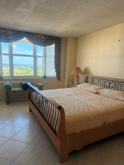 5601 Collins Ave , Unit 1723, Miami Beach, FL 33140 Photo