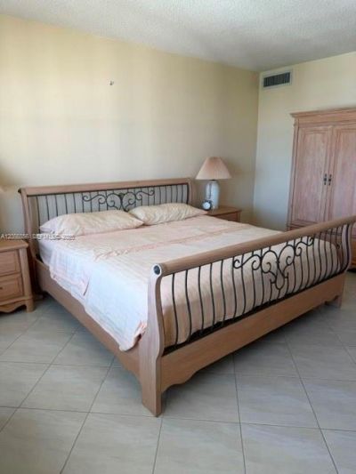 5601 Collins Ave , Unit 1723, Miami Beach, FL 33140 Photo