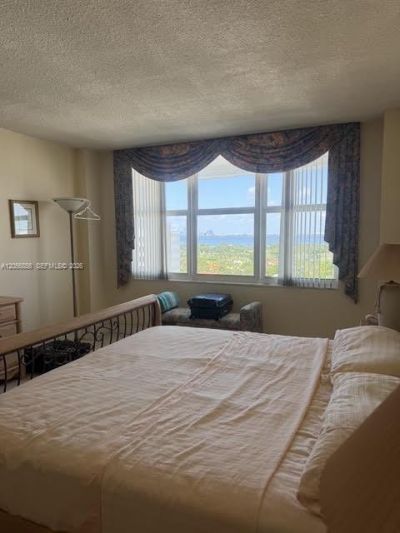 5601 Collins Ave, Unit 1723, Miami Beach, FL 33140 Photo