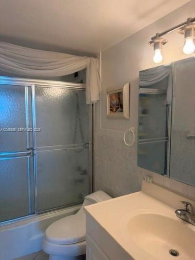 5601 Collins Ave , Unit 1723, Miami Beach, FL 33140 Photo