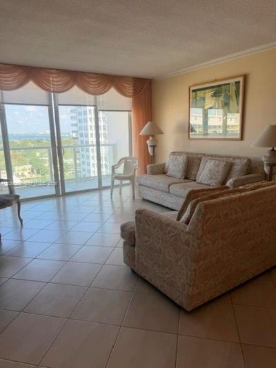 5601 Collins Ave , Unit 1723, Miami Beach, FL 33140 Photo