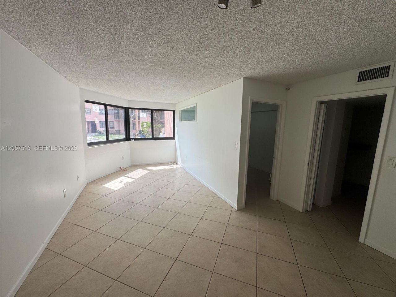 20850 San Simeon Way , Unit 107-5, Miami, FL 33179 Photo