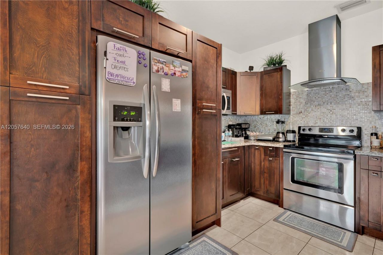 2470 SW 153rd Pass , Miami, FL 33185 Photo