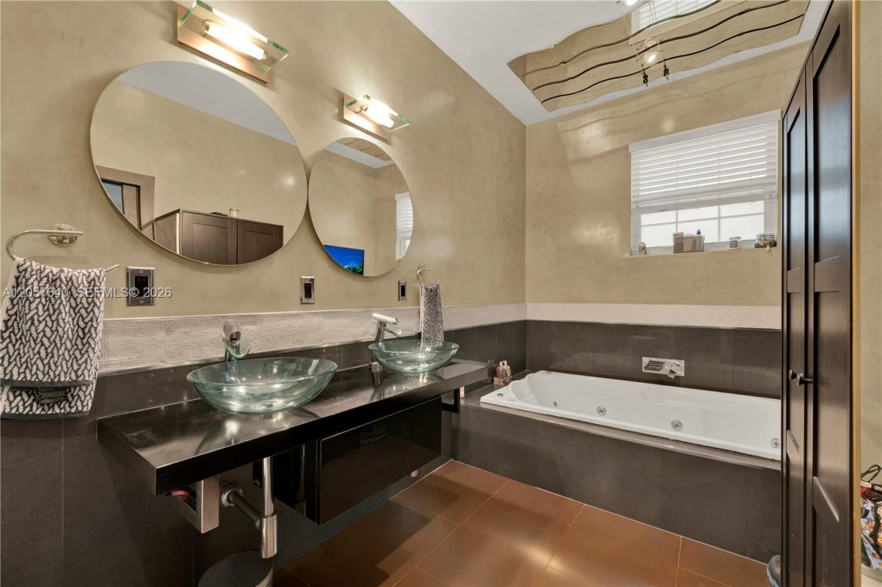 2470 SW 153rd Pass , Miami, FL 33185 Photo