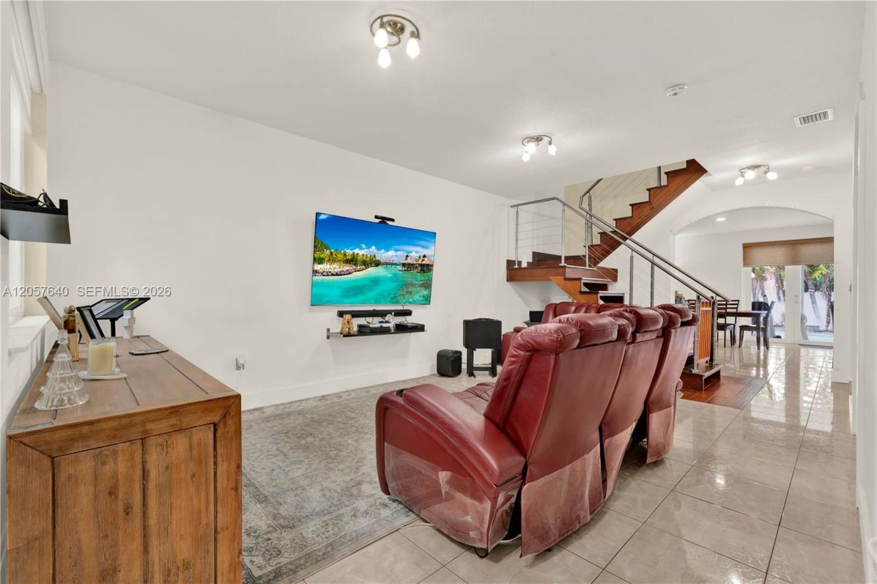 2470 SW 153rd Pass , Miami, FL 33185 Photo