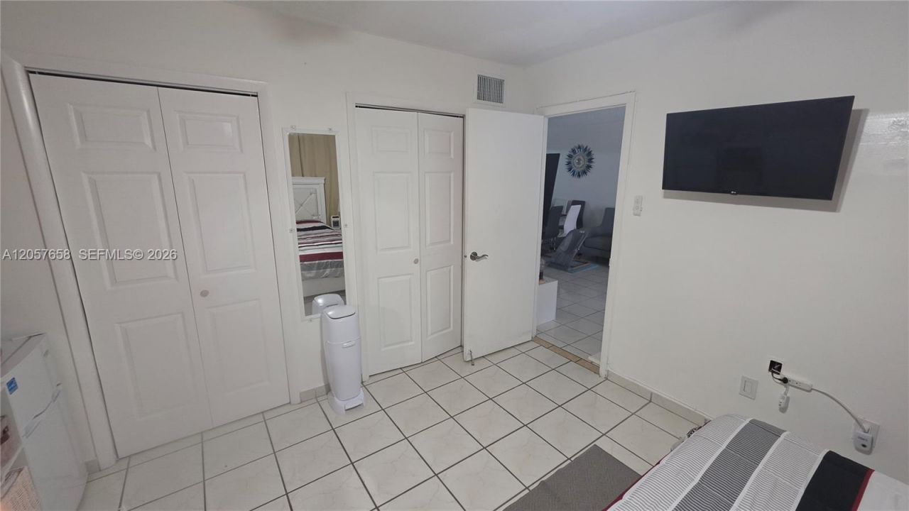 1710 NE 191st St , Unit 103-3, Miami, FL 33179 Photo