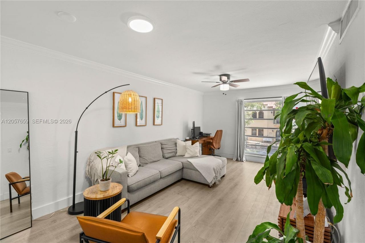 1650 S Le Jeune Rd , Unit 105, Coral Gables, FL 33134 Photo