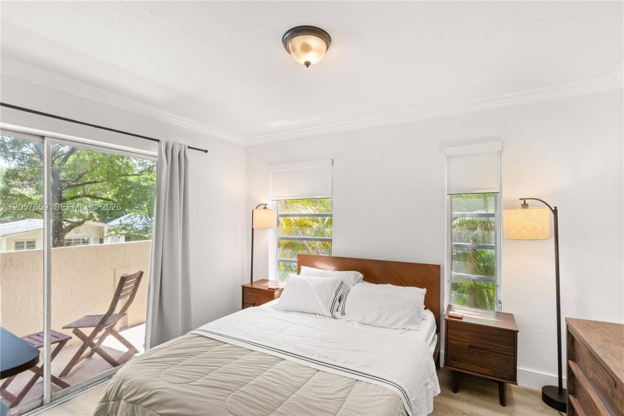 1650 S Le Jeune Rd , Unit 105, Coral Gables, FL 33134 Photo