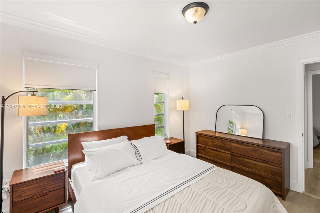1650 S Le Jeune Rd , Unit 105, Coral Gables, FL 33134 Photo
