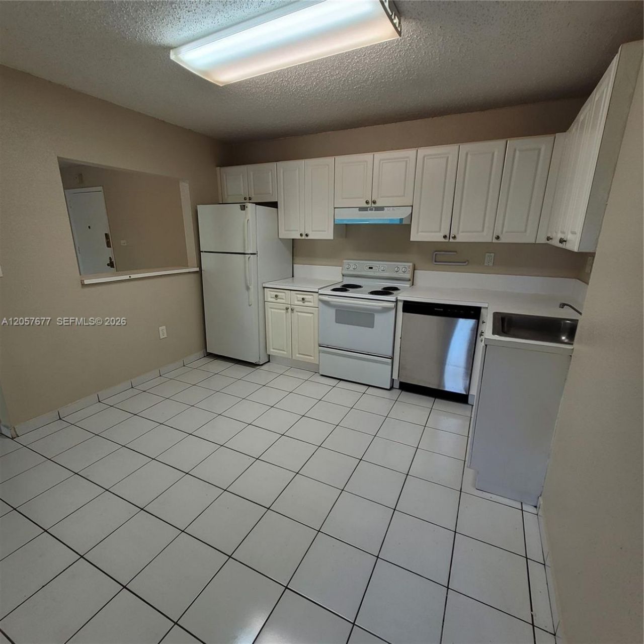 5100 SW 41st St, Unit 319, Pembroke Park, FL 33023 Photo